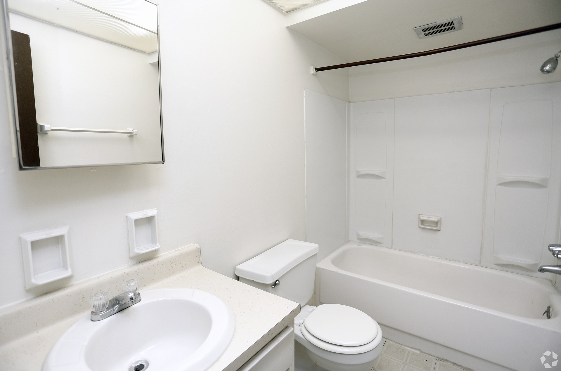 Kingston Green Apartments bathroom in Kokomo Indiana