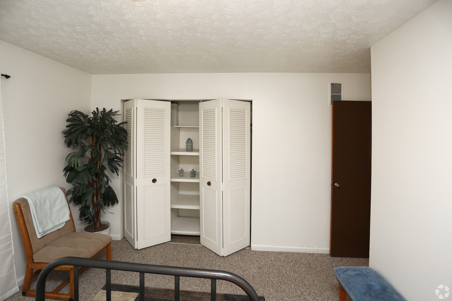 Kingston Green Apartments master bedroom in Kokomo Indiana